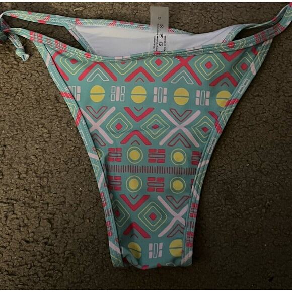 TASHEHE String Bikini High Leg Cut/Triangle Removable Pads Geometric Size S - Picture 6 of 14